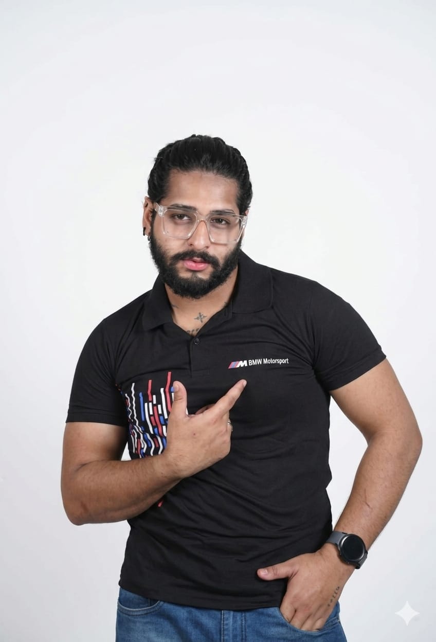 Polo Neck T-SHIRT